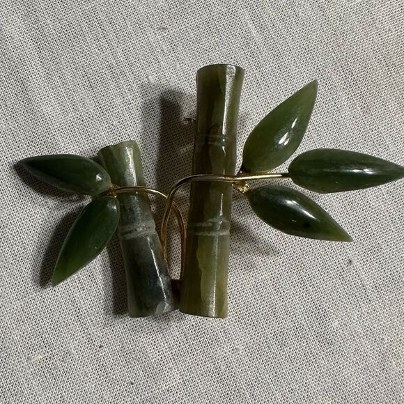 Vintage Jade Gold tone Bamboo Pin Brooch - Picture 1 of 4